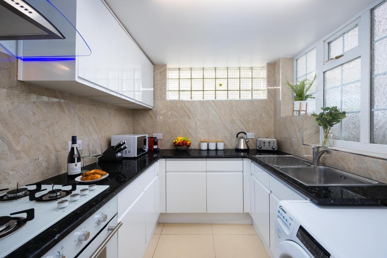 Spacious 4 Bedroom House Next To Kensington Palace Лондон Экстерьер фото