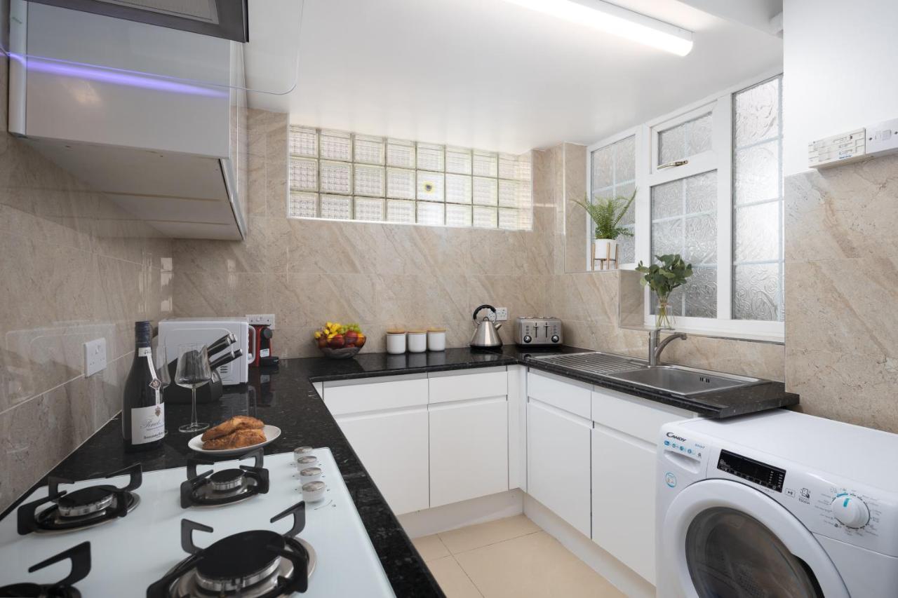 Spacious 4 Bedroom House Next To Kensington Palace Лондон Экстерьер фото